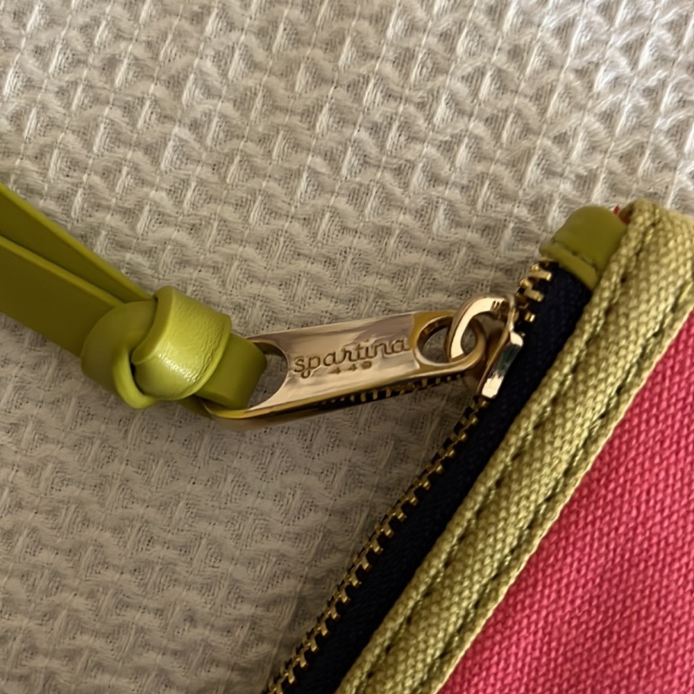 Spartina - Flamingo wristlet-NWOT - Picture 3 of 4